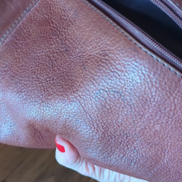 Leather Convertible Sling to Backback. - Picture 13 of 15